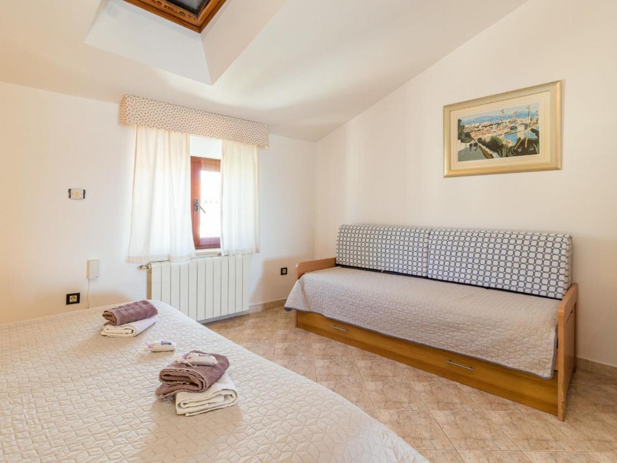 Apartman Antonella & Napoletano-4 By Interhome *